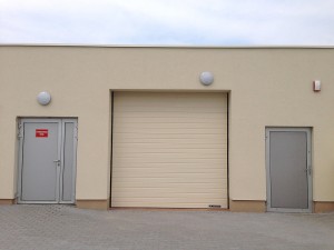 Unsere Realisierungen- ADAMS | Wiśniowski-Fachhändler - Tore / Fenster / Türen / Zäune - Verkauf | Montage | Service