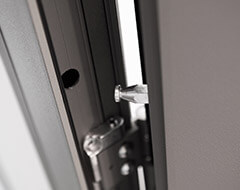 Drzwi aluminiowe, drzwi panelowe, drzwi boczne Wiśniowski. Adams Salon partnerski Żary