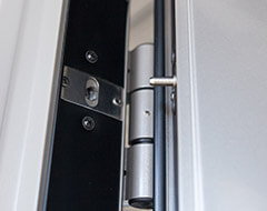 Drzwi aluminiowe, stolarka przeciwpożarowa Wiśniowski. Adams Salon partnerski Żary