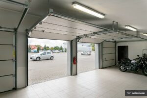 Bramy garażowe, brama segmentowa UniPro Wiśniowski. Adams Salon partnerski Żary