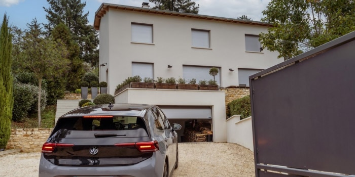 Automatyka domowa i systemy inteligentnego domu Somfy. Somfy, automatyka domowa, smart Home, sterowanie domem, Napędy Somfy, inteligentny dom, automatyka bram.