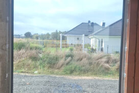 Okna PVC PRIMO 82, brama segmentowa UniTherm, rolety zewnętrzne