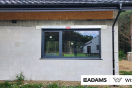 Brama garażowa UniTherm, okna PVC PRIMO 82, rolety Protecta P