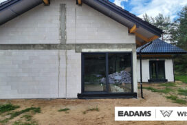 Brama garażowa UniTherm, okna PVC PRIMO 82, rolety Protecta P