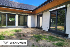 Brama garażowa UniTherm, okna PVC PRIMO 82, rolety Protecta P