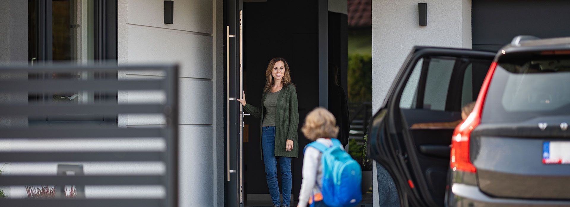 Aluminiowe drzwi zewnętrzne CREO Wiśniowski