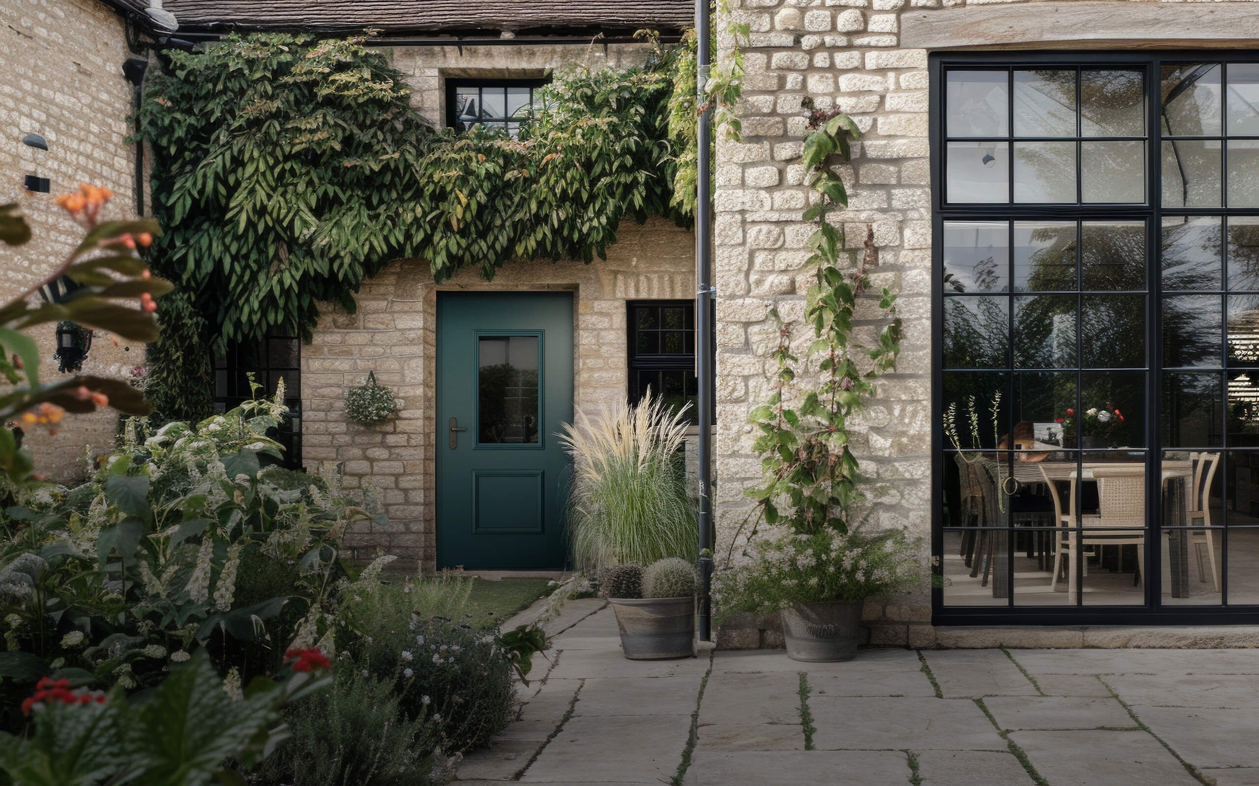 Aluminiowo-stalowe drzwi zewnętrzne NOVA Wiśniowski