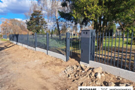 Nasze realizacje – Wiśniowski - Furtka i segmenty ogrodzeniowe Vario, Multi Box, słupki