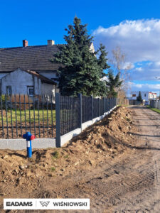 Nasze realizacje – Wiśniowski - Furtka i segmenty ogrodzeniowe Vario, Multi Box, słupki