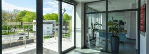 Drzwi aluminiowe dla obiektów Wiśniowski