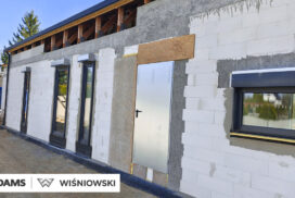 Nasze realizacje – Wiśniowski – Okna PRIMO 82, rolety Protecta, żaluzje fasadowe
