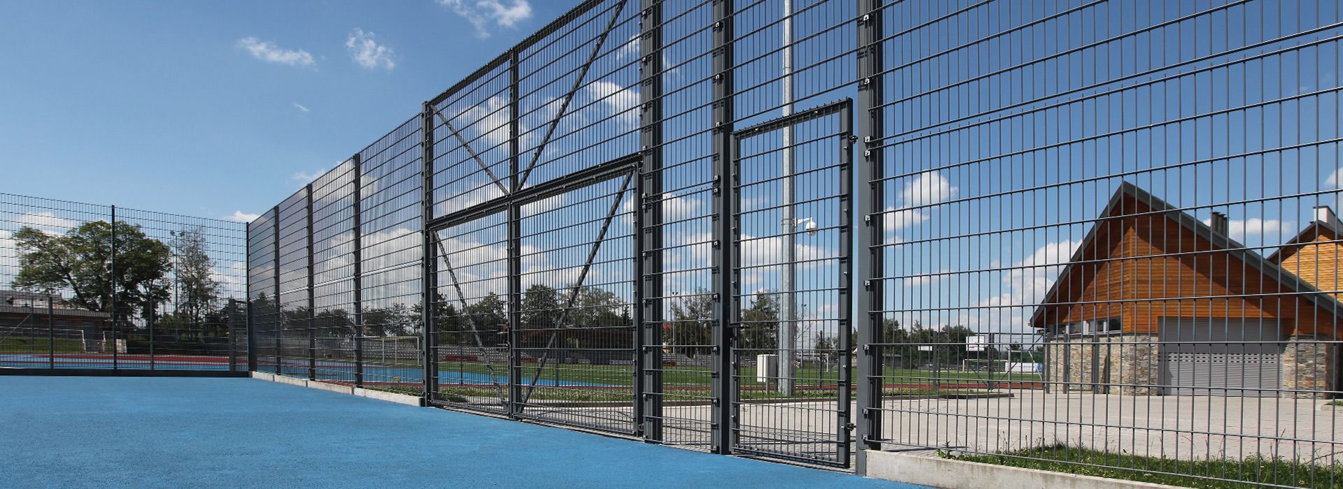 Ogrodzenia sportowe VEGA Wiśniowski