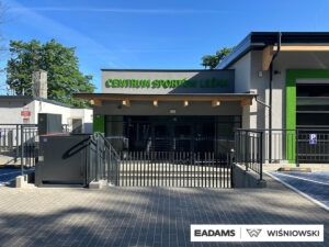 Nasze realizacje – Wiśniowski - Brama posesyjna przesuwna - Centrum Sportów Leśna w Żarach