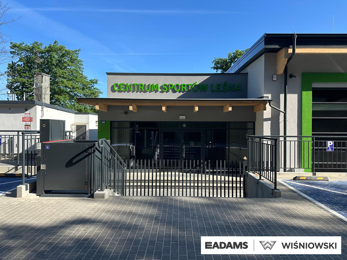 Nasze realizacje – Wiśniowski - Brama posesyjna przesuwna - Centrum Sportów Leśna w Żarach