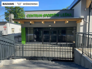Nasze realizacje – Wiśniowski - Brama posesyjna przesuwna - Centrum Sportów Leśna w Żarach