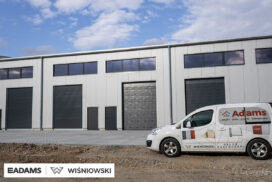 Nasze realizacje – Wiśniowski – Bramy przemysłowe MakroPro, drzwi ECO, okna PRIMO 70