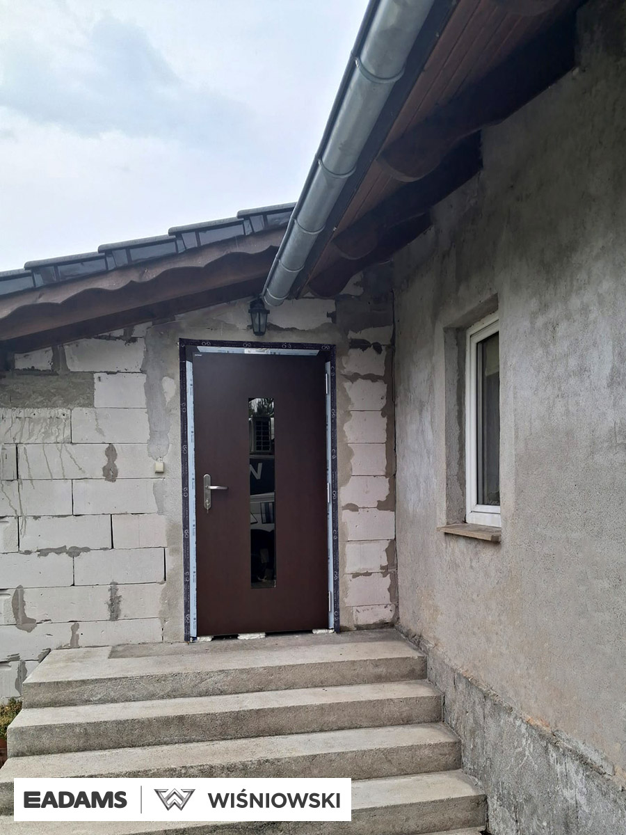 Nasze realizacje - Wiśniowski - Drzwi zewnętrzne aluminiowo-stalowe NOVA