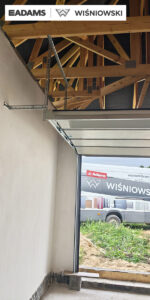 Nasze realizacje – Wiśniowski – Brama segmentowa garażowa UniTherm